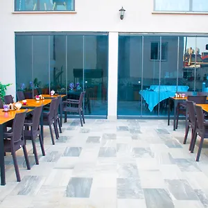 Hotel Mayer, Provincia di Istanbul